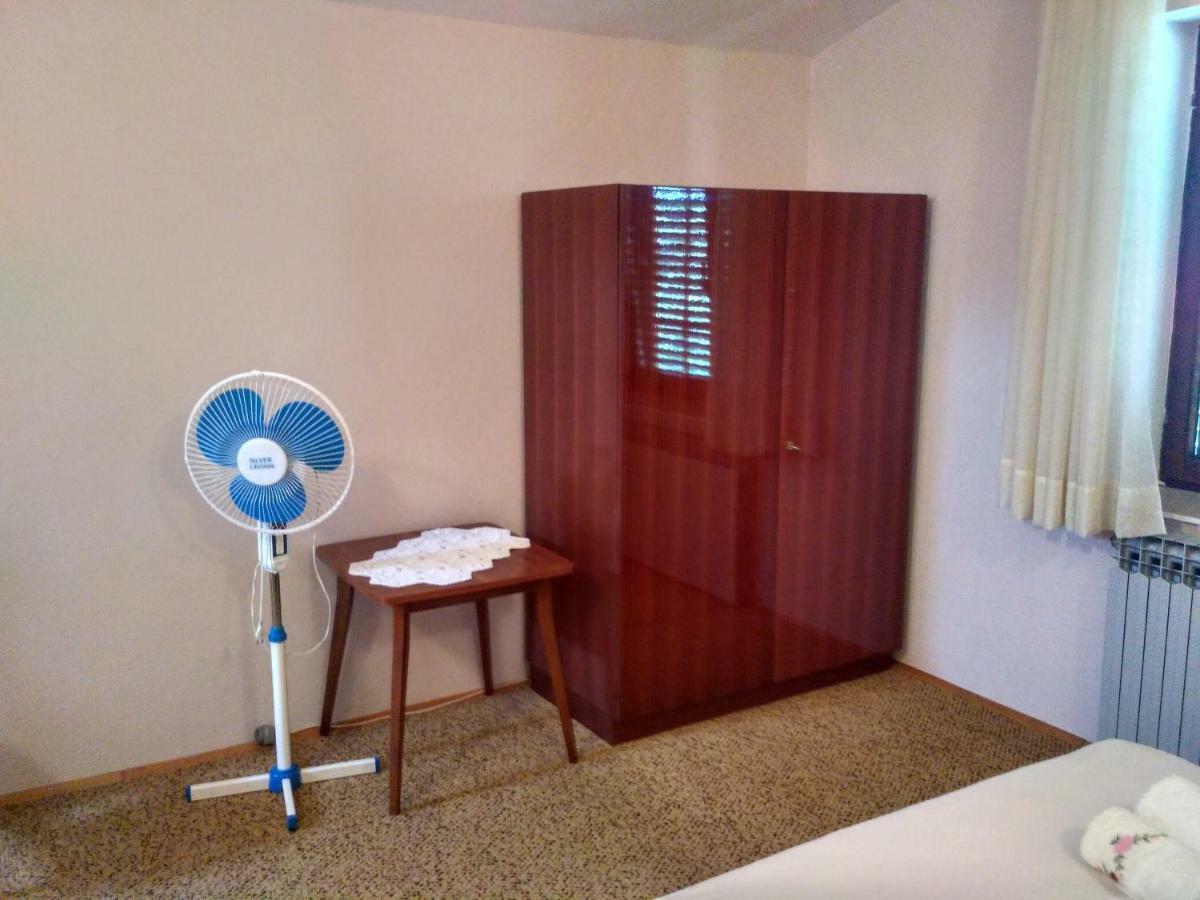 Apartment Tonica *